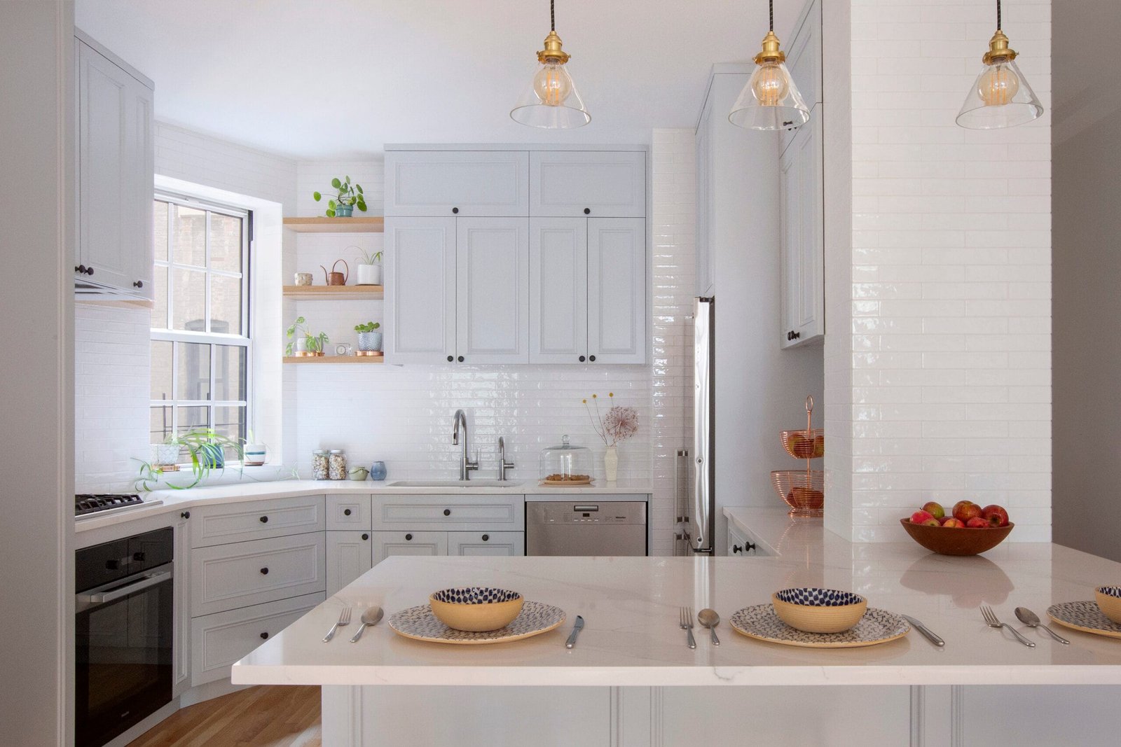 Lincoln Square II – A Transitional Co-Op Renovation On Manhattan’s Upper West Side